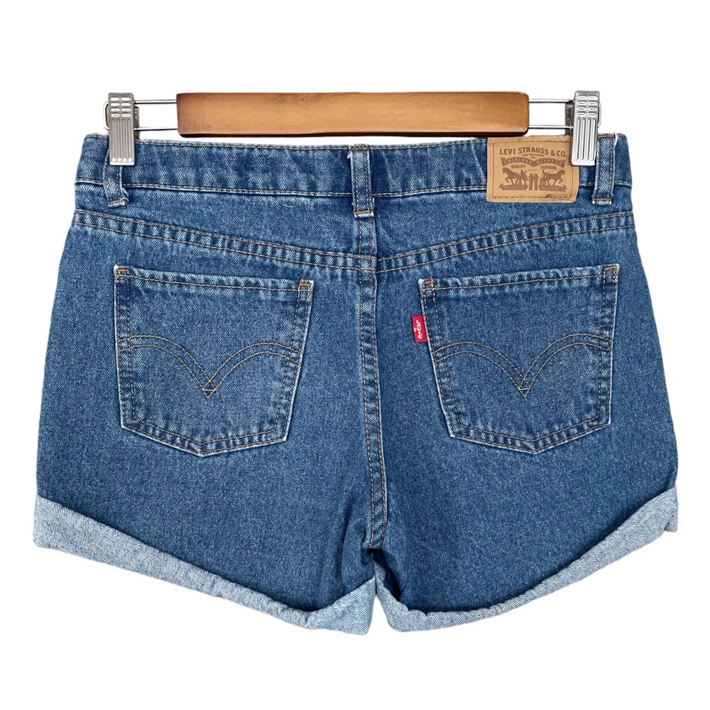Levi’s Girlfriend Shorty Short Denim Shorts